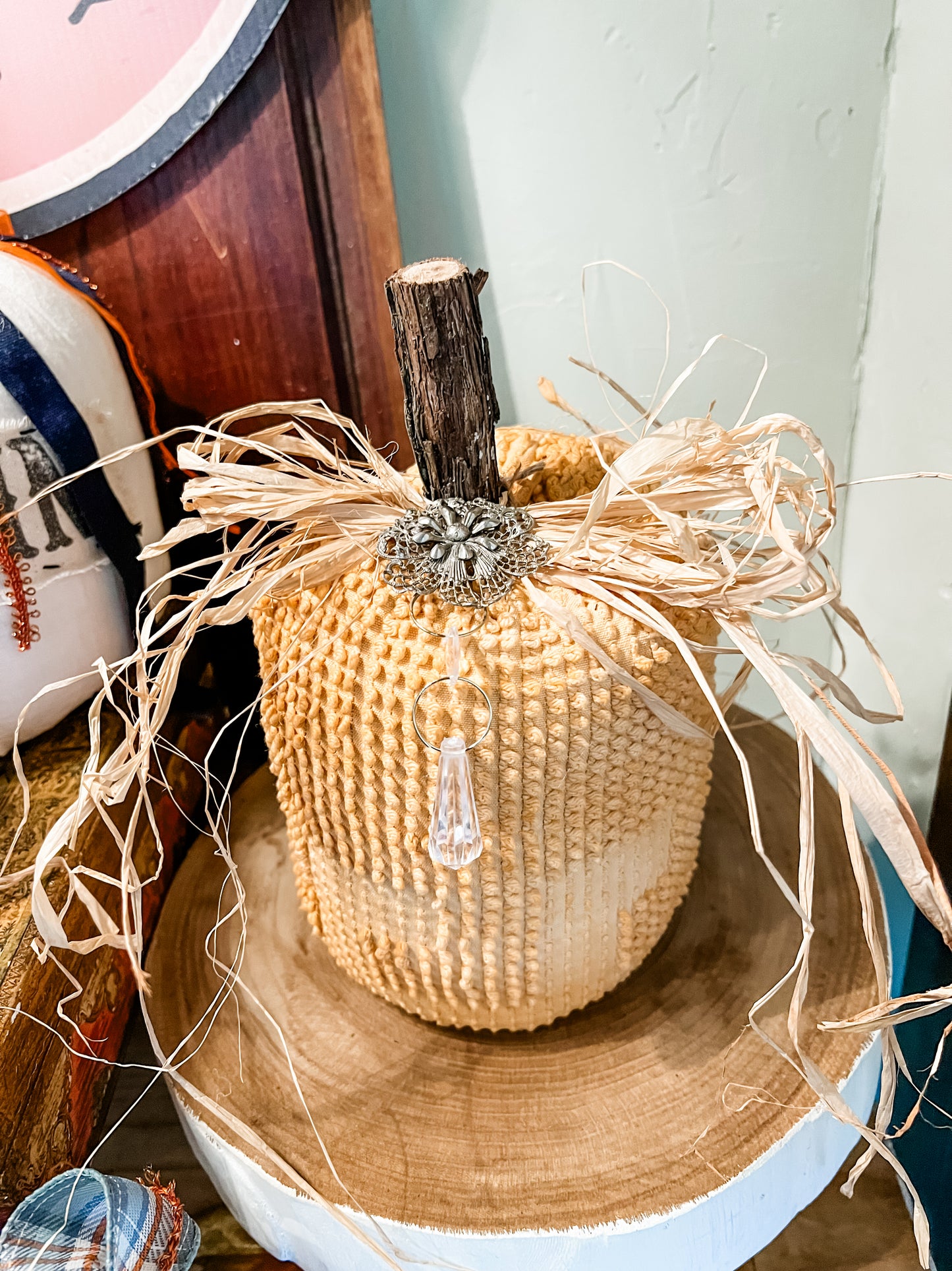 Shabby Pumpkin-Medium