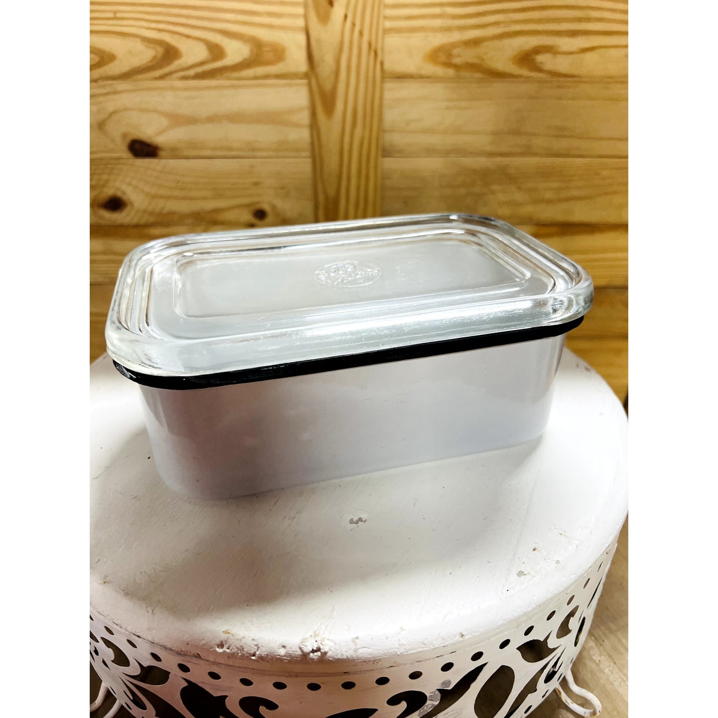 Beco Ware White Enamel Refrigerator Dish