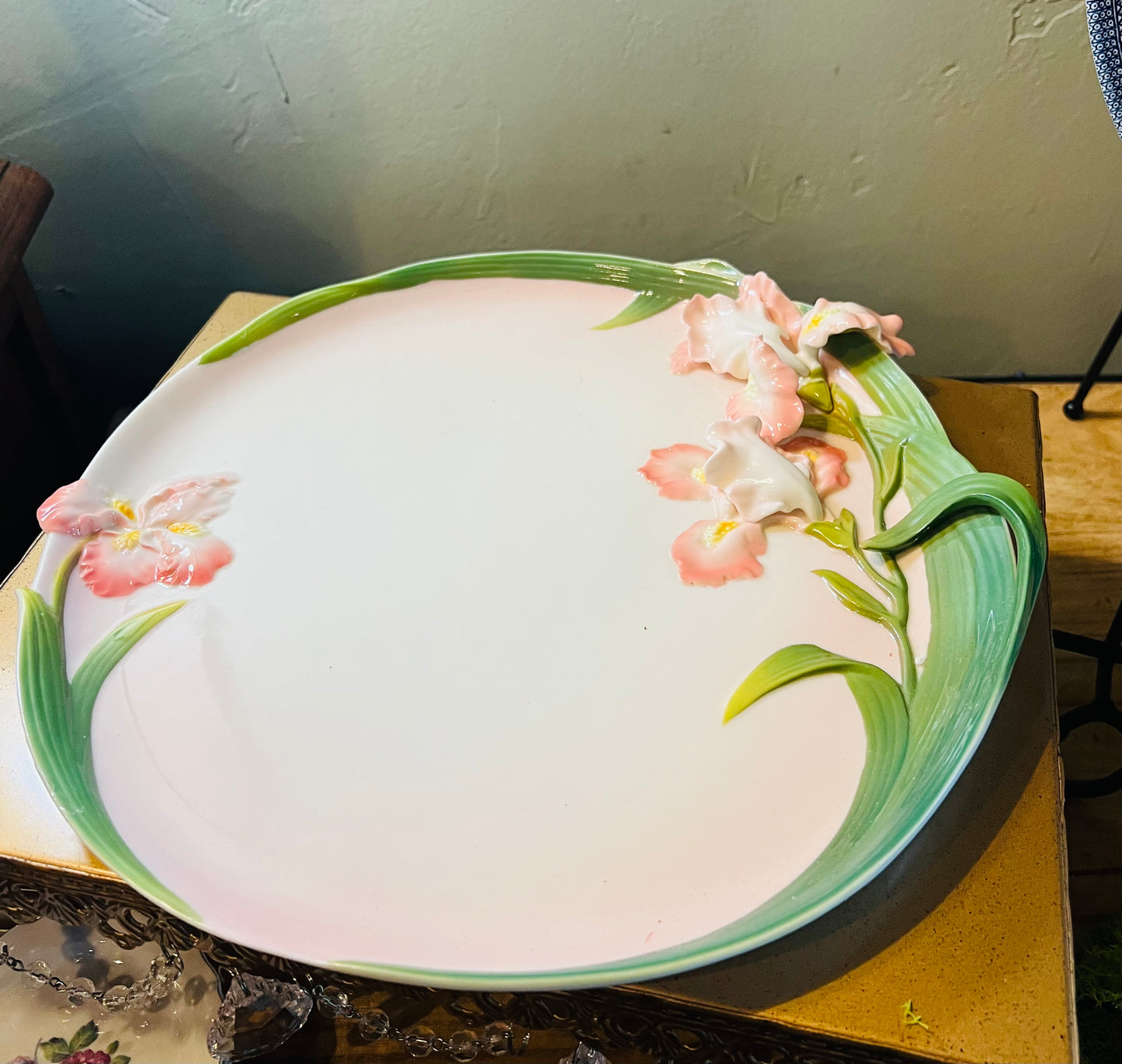 Gallant Pink Iris Platter